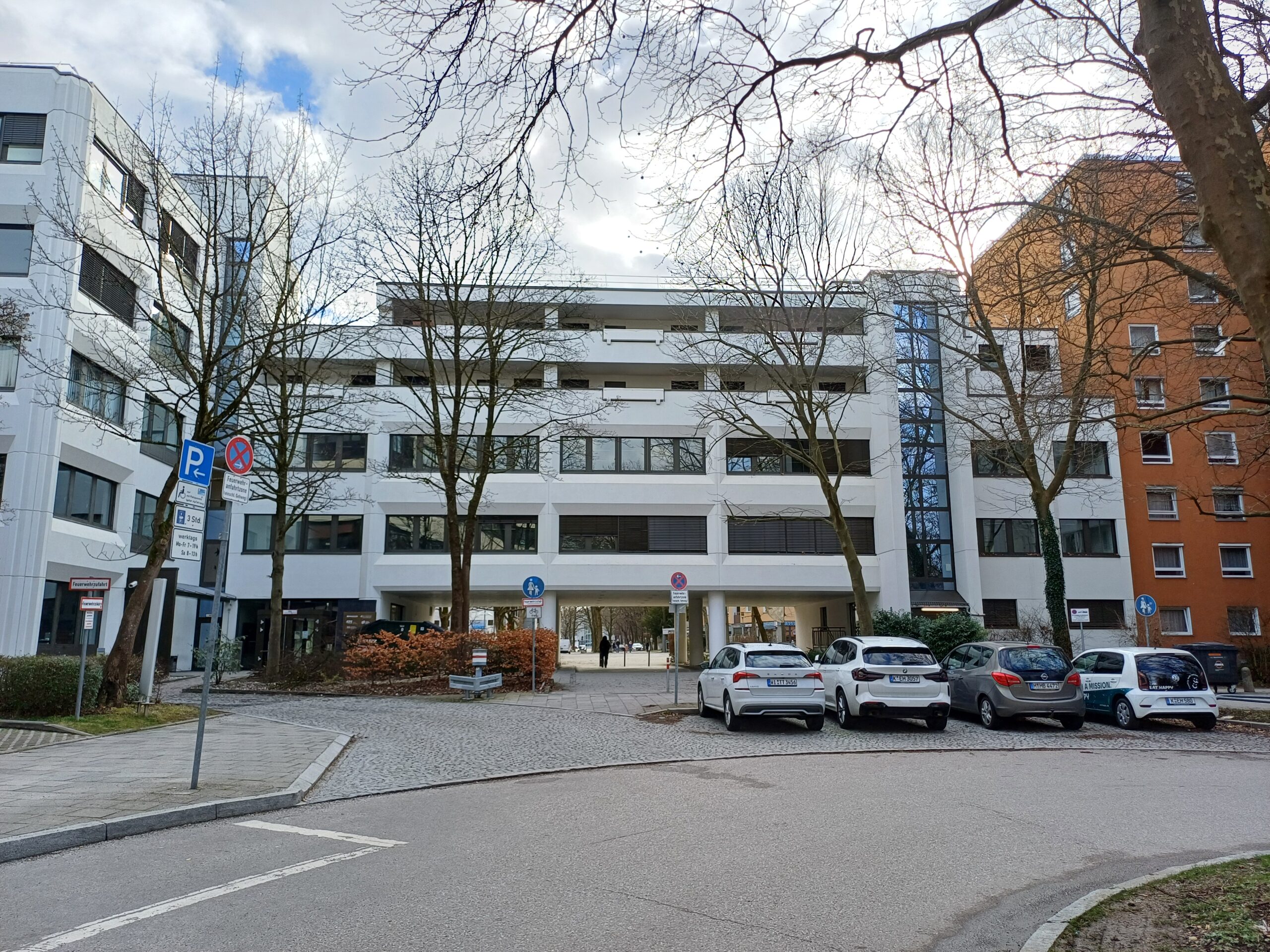 Bild des Gebäudes der Ludwig Fresenius Schulen München